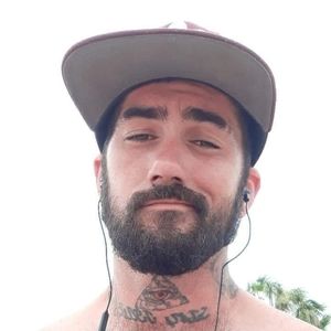 Meet your Posher, Corey